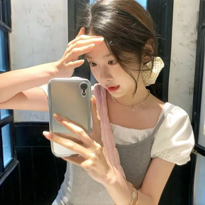 彩虹艳女